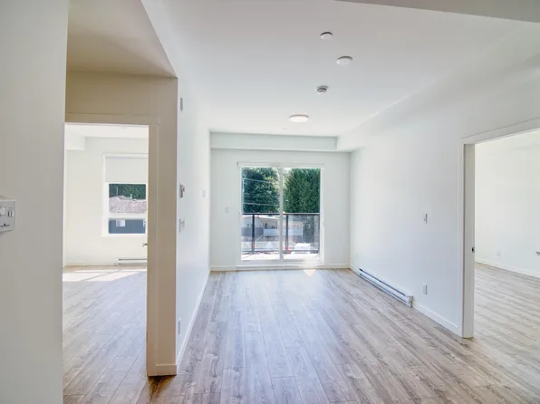 13969 96th Ave #417, Surrey, BC V3T 5H3