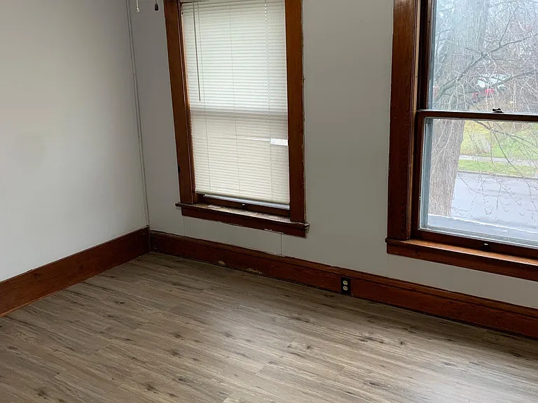 1863 Pierce Ave #2 — Photo 9