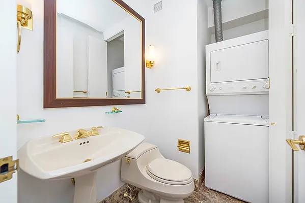 Rented by Keller Williams NYC | media 6