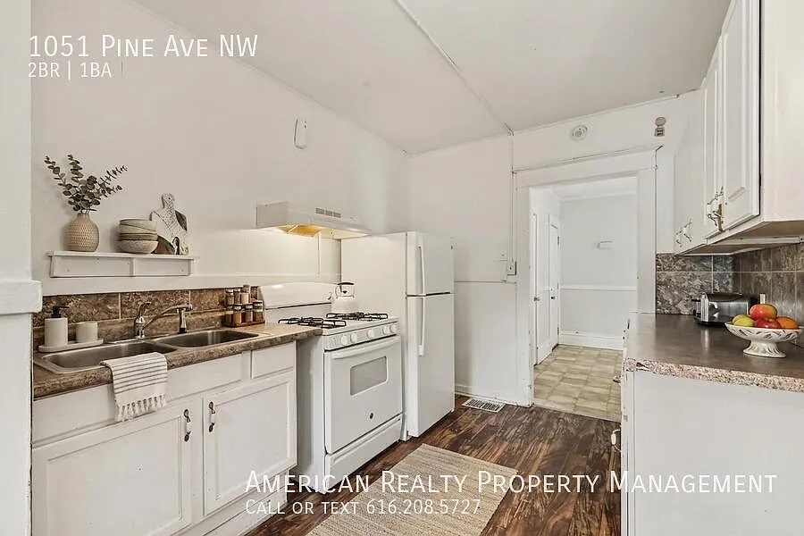 2 bed, 850 sqft, $1,100 — Photo 3