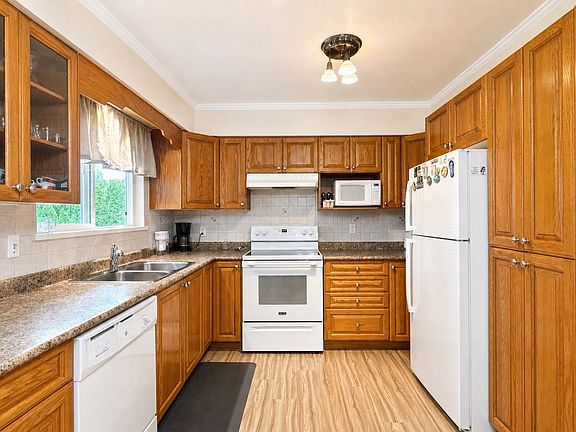 4th image of 11010 Partridge Cres