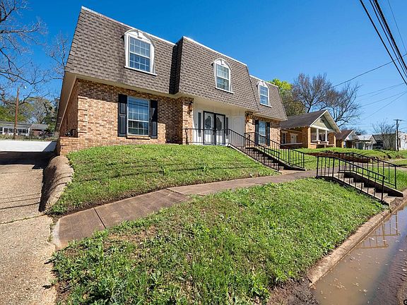 2nd image of 238 N Main St