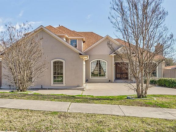 2nd image of 4120 Las Brisas Dr