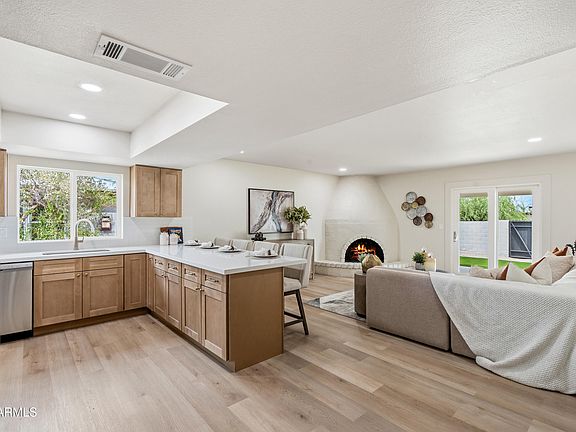 4th image of 4309 E WESTERN STAR Boulevard