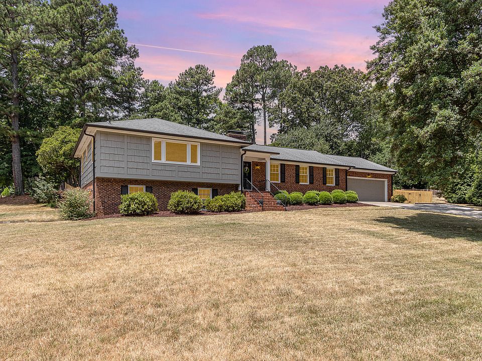 1st image of 2901 Augusta Ct