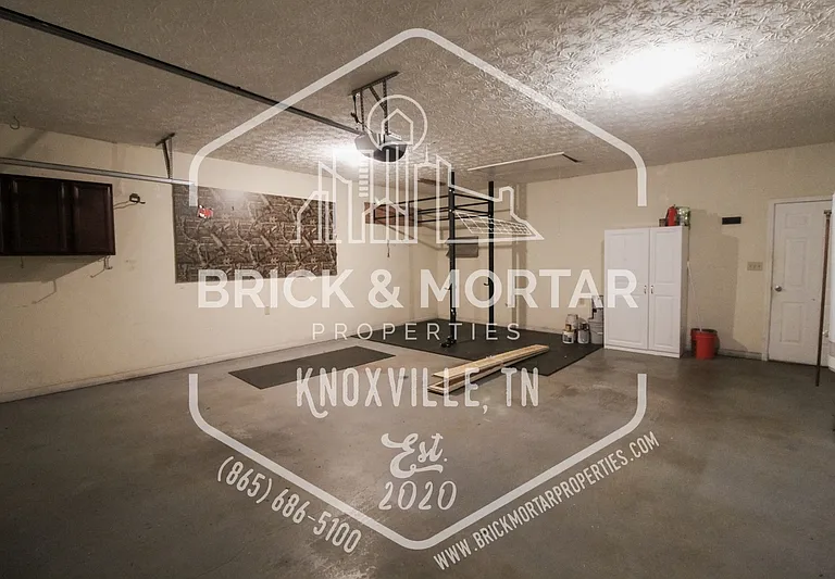 808 Pioneer Dr — Photo 42