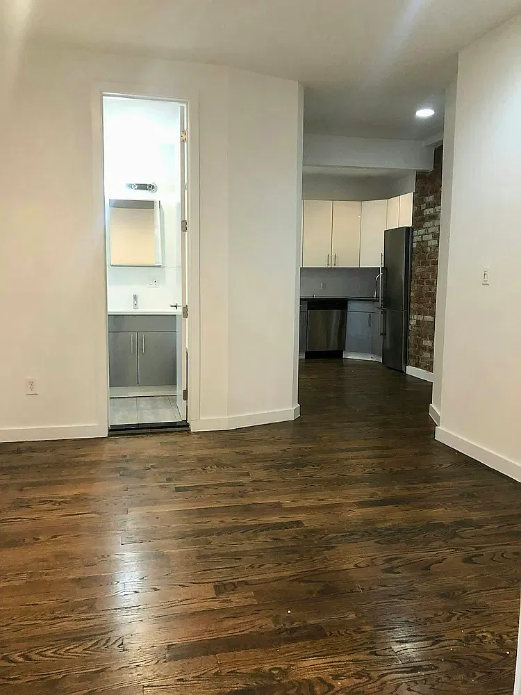 410 Eastern Parkway — Photo 2