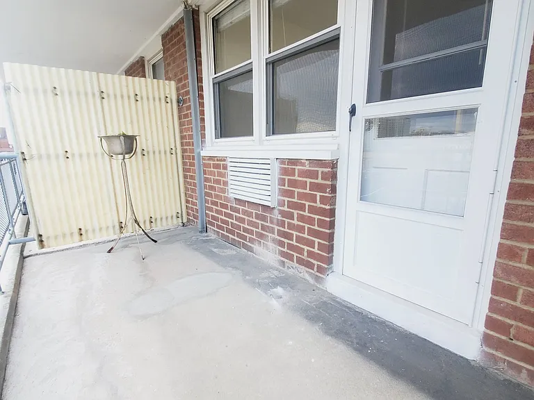 444 Bedford St #9 — Photo 8