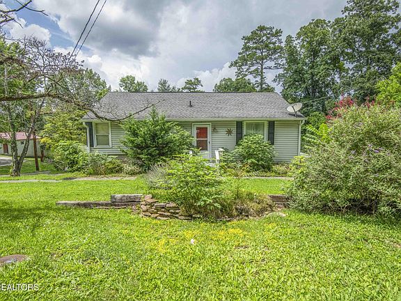 3rd image of 4605 Buffat Mill Rd