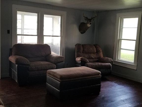 3rd image of 1931 White Hill Road One