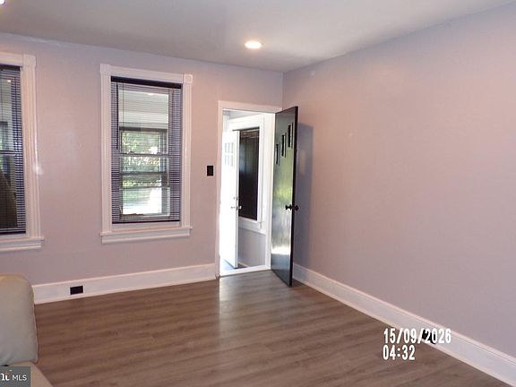 4th image of 2720 Wayne Ave