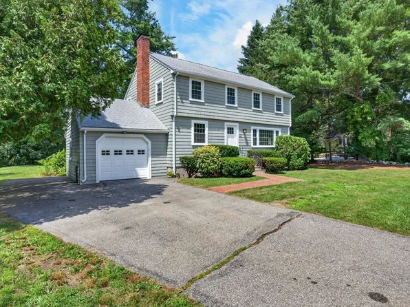 299 Concord Rd, Bedford, MA 01730