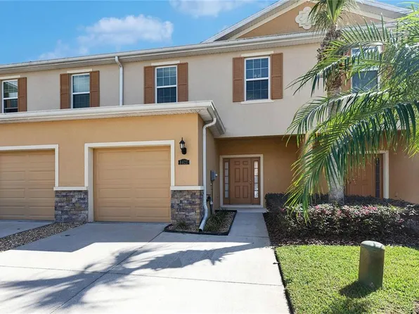 8421 Pine River Rd, Tampa, FL 33637