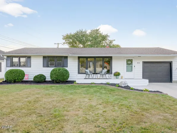 205 Jacobs Dr, Wapakoneta, OH 45895