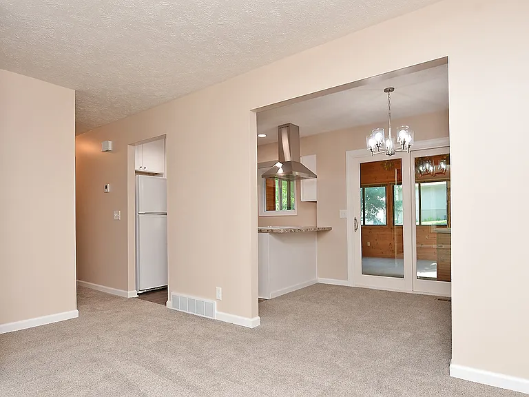 14028 Madison Cir — Photo 6