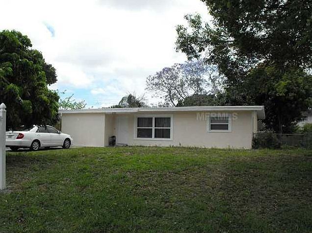 2nd image of 8598 Narcissus Ave