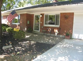 1009 Greenridge Dr, Dayton, OH 45429