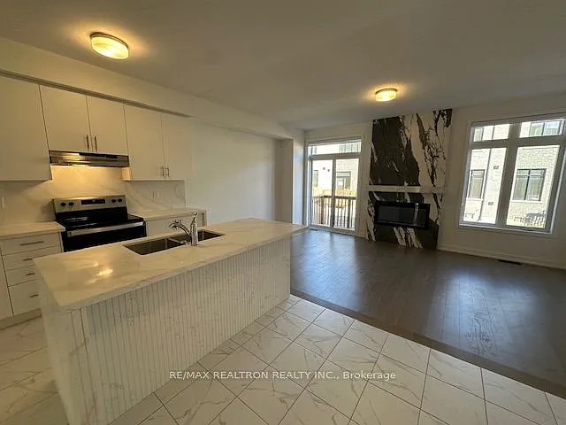 4 bed, $3,800 — Photo 2