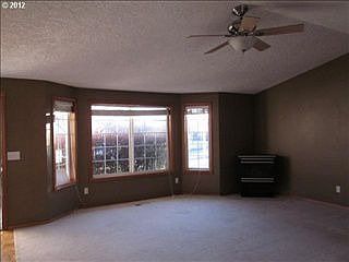 3rd image of 13808 NE 94th St