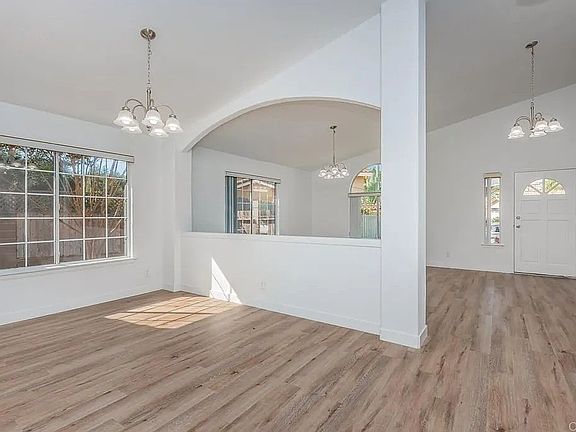 5th image of 1167 Meadow Lake Dr