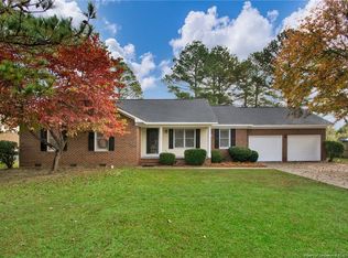 1141 Chestnut Wood Dr, Fayetteville, NC 28314