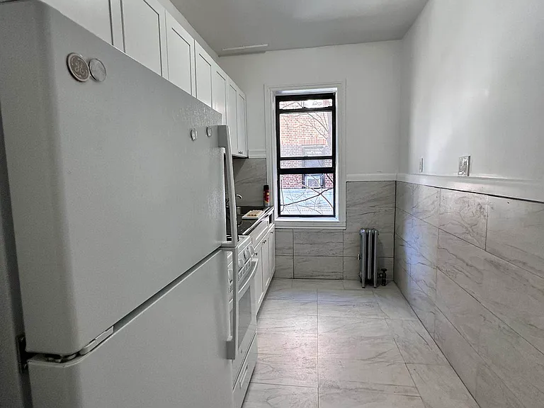 86-05 Forest Pkwy #B11 — Photo 4