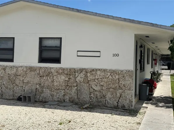 100 SW 6th St #3, Homestead, FL 33030