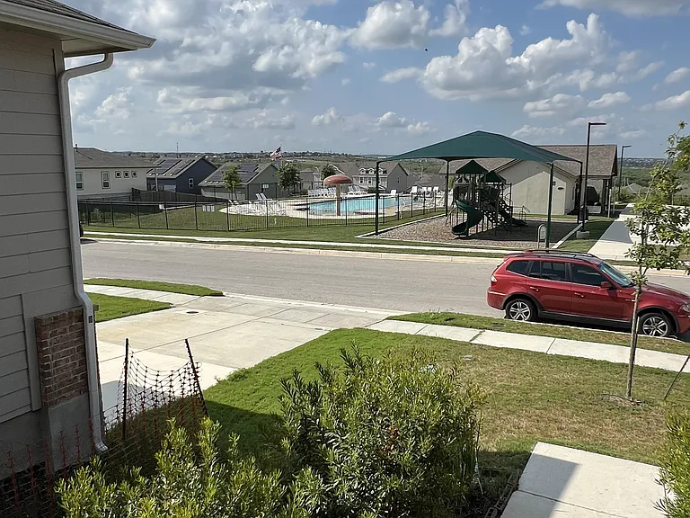 9114 McCoy Pass — Photo 3