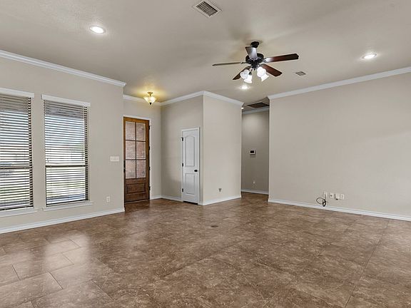4th image of 5009 Woodhollow Dr