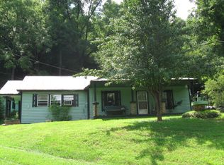 2275 Vannoy Rd, Millers Creek, NC 28651