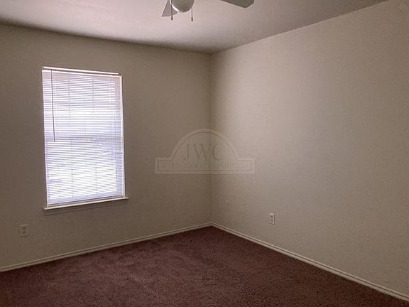 3rd image of 315 Creek St #168071122