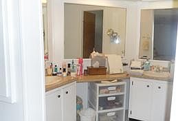 5th image of 133 Lakeshore Dr