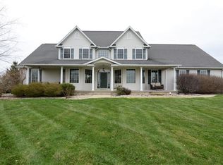11335 Country Garden Ln, Maroa, IL 61756