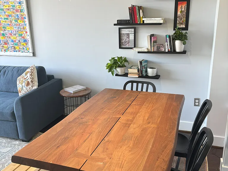 520 John Carlyle St #312 — Photo 3