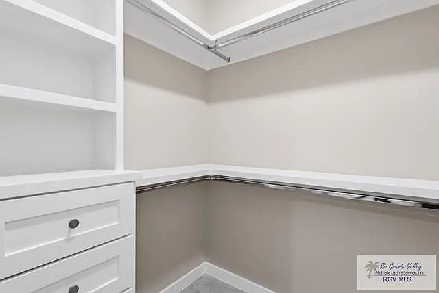 130 E Magnolia Ave — Photo 11