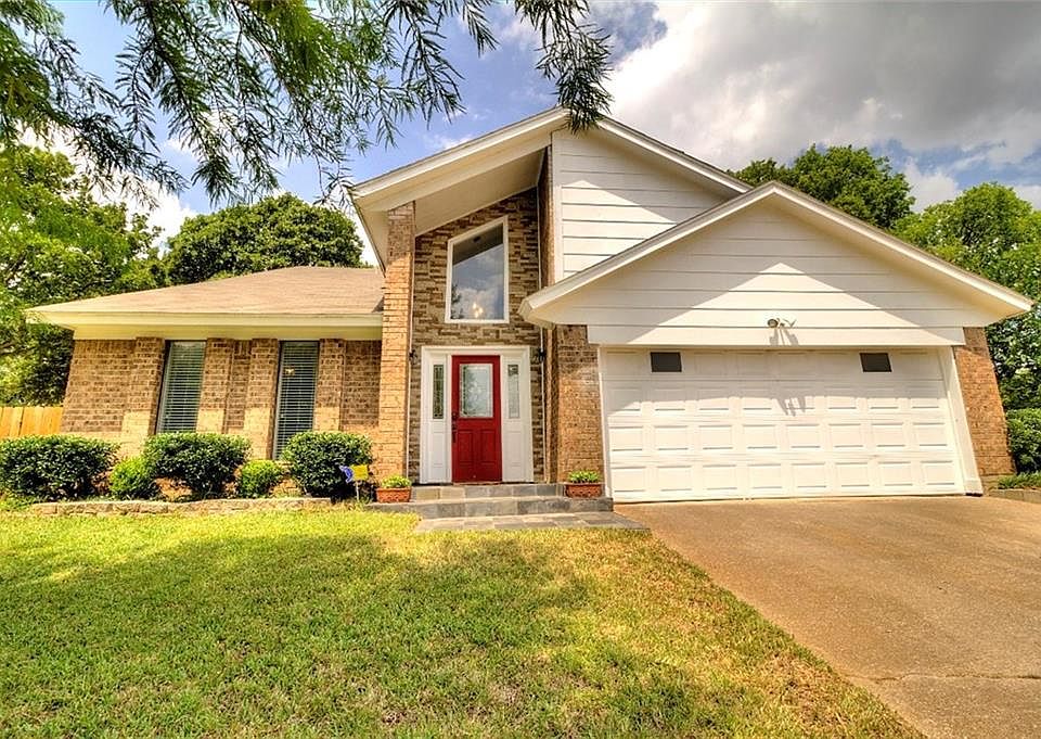 1st image of 905 Elmwood Ct