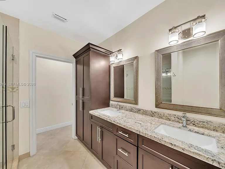 4920 SW 170th Ave — Photo 37