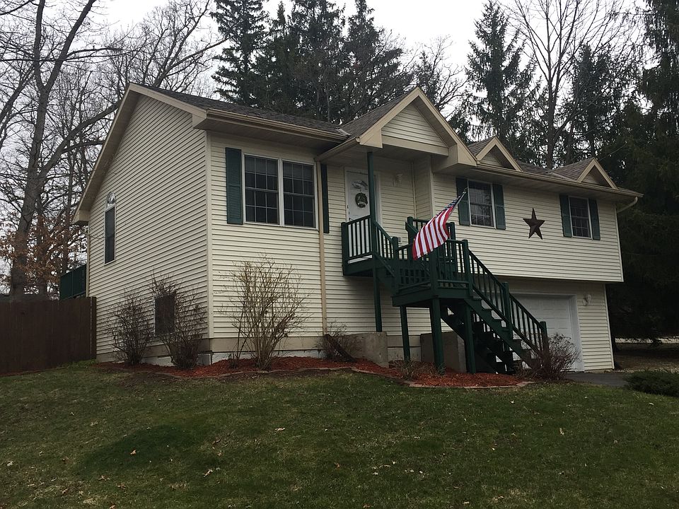 2nd image of N3359 Hickory Rd