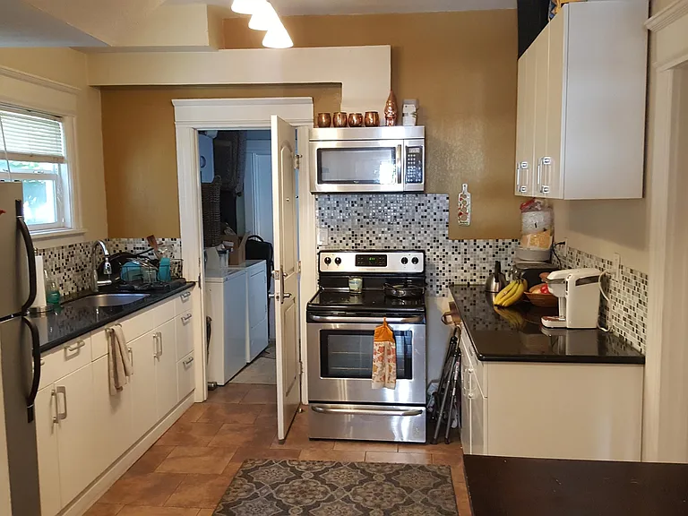 405 S 5th St #2 — Photo 7