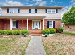 1007 Shalimar Dr, High Point, NC 27262