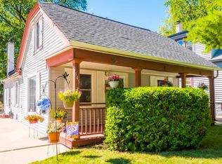 645 S 104th St, West Allis, WI 53214
