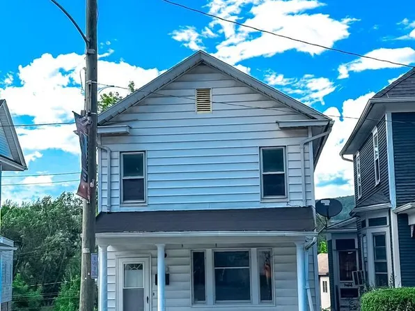 328 E Main St, Nanticoke, PA 18634