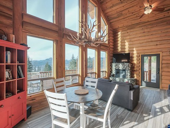 5th image of 6331 Lake Pointe Way