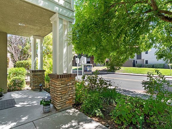 3rd image of 119 Summerfield Drive