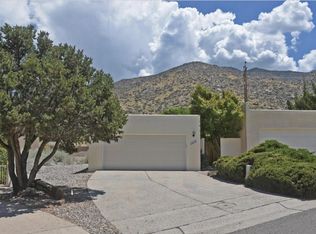 13229 Executive Ridge Dr NE, Albuquerque, NM 87112