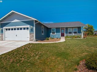 159 Teresa Ln, Winston, OR 97496