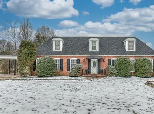 605 Hillrise Blvd, Johnson City, TN 37601