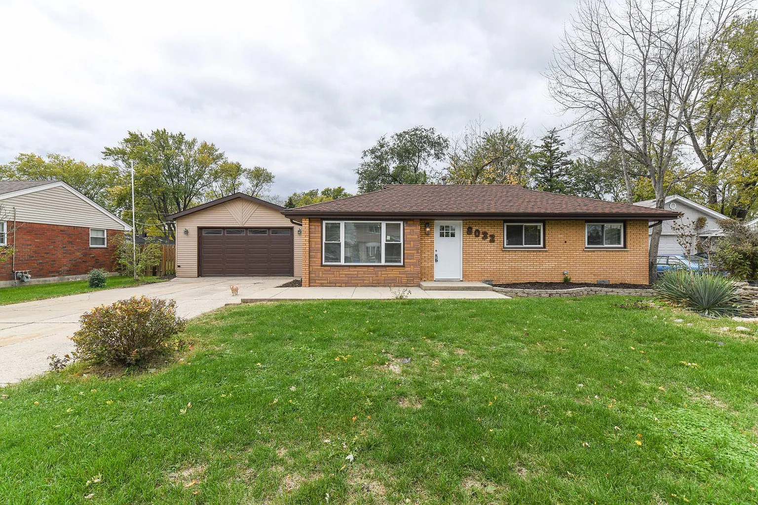 8032 S 82nd Ct photo 1
