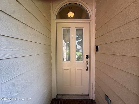 3rd image of 3967 Rasco Hills Dr