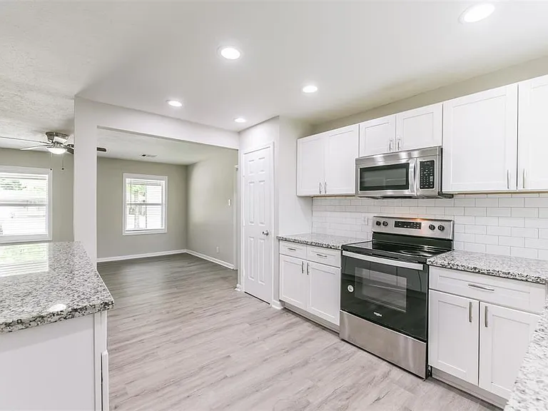 5118 Keystone St — Photo 12